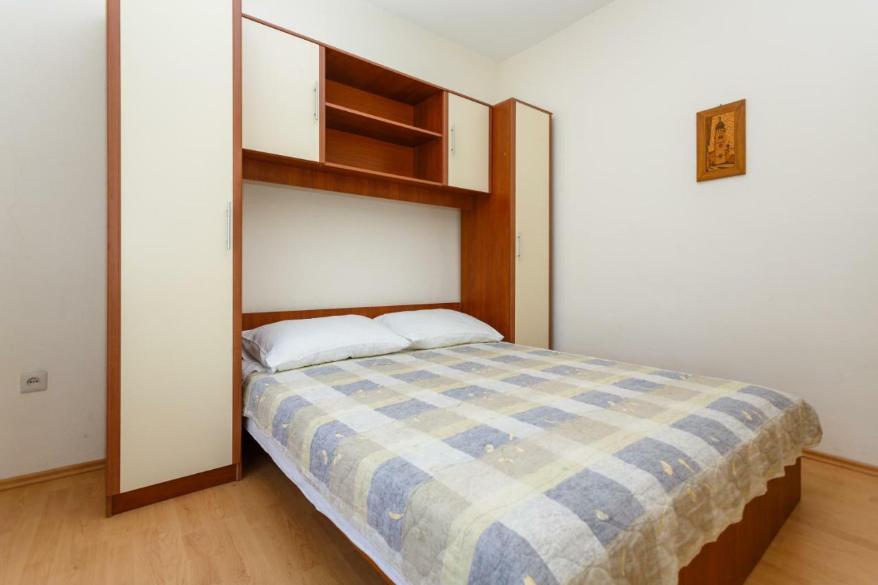 Apartman Jezevac Krk Town Exterior foto